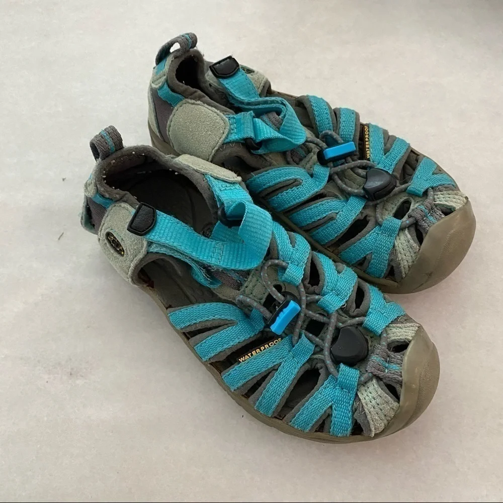 Keen newport Teal Blue Sandals 11